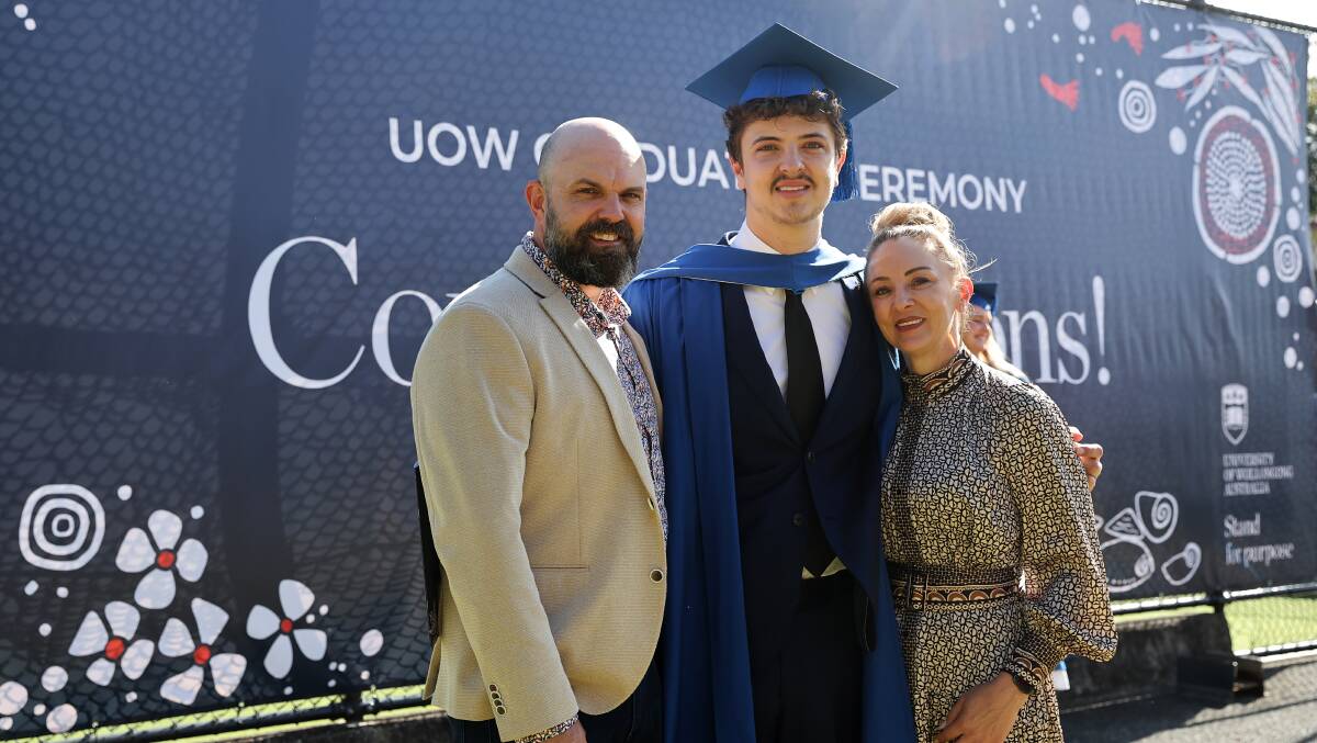 David Pallone, Austin Pallone graduated with a Bachelor of Commerce (Dean Scholar) and Renae Pallone at the UOW spring graduations at UOW Sports Hub on October 31, 2023. Picture by Sylvia Liber.
