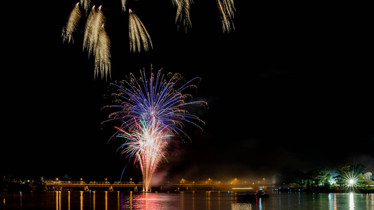Here's a list of fireworks events on this New Year's Eve in the Shoalhaven. 